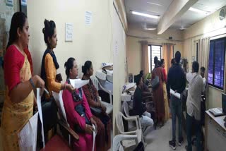 Bhavnagar News : બીએલઓ કામગીરી મુદ્દે શિક્ષક સંઘ અને સ્થાનિક તંત્ર આમનેસામને, હાઇકોર્ટના દ્વાર ખખડાવવા તૈયાર શિક્ષક સંઘ