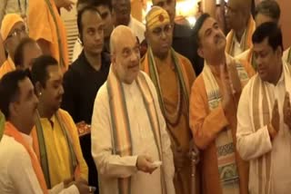 امت شاہ نے کولکاتا میں درگا پوجا کے پنڈال کا افتتاح کیا