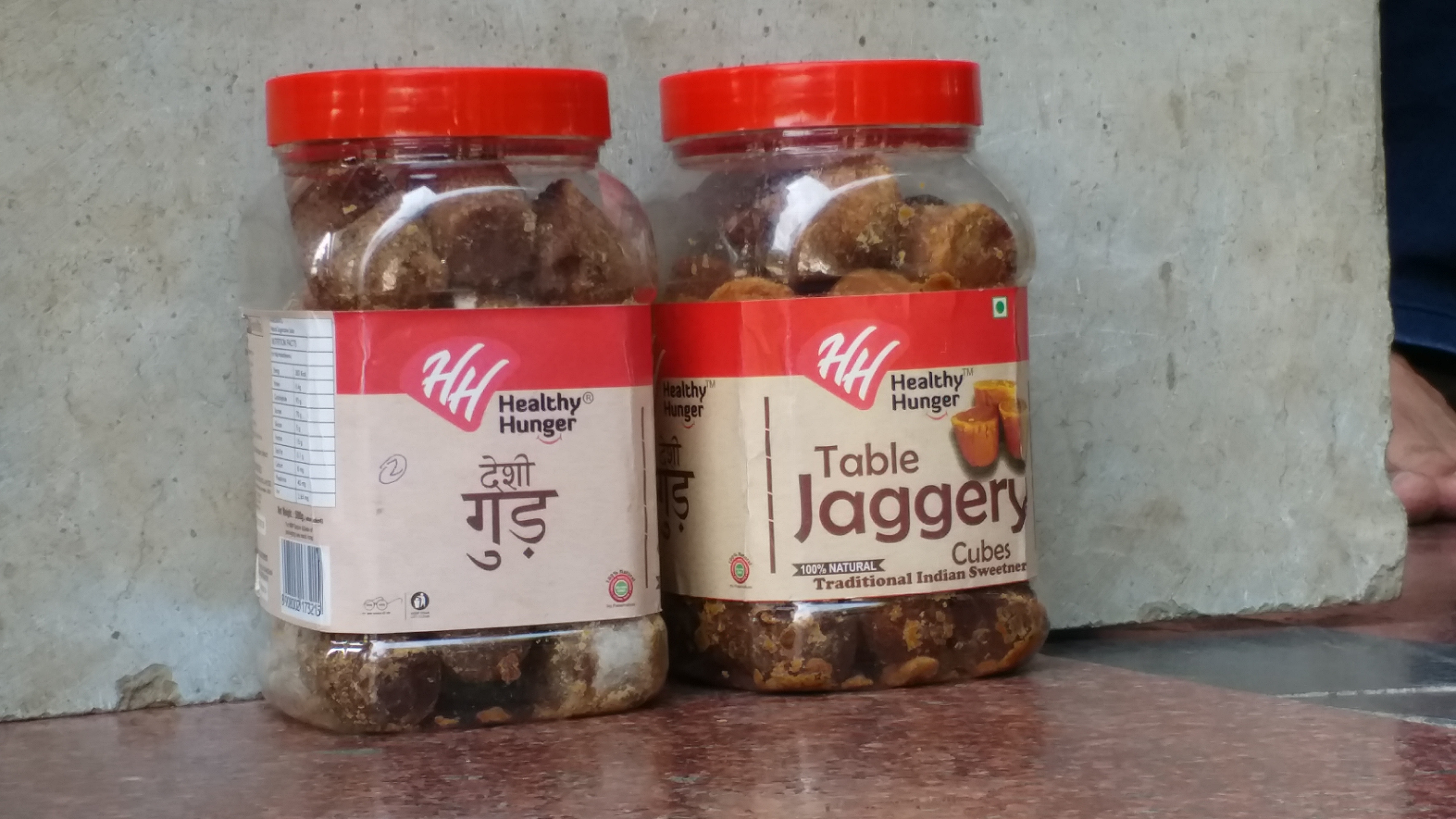 1.10 lakh fine to D'Mart for selling Rs 100 expiry Jaggery, Gandhinagar consumer court order