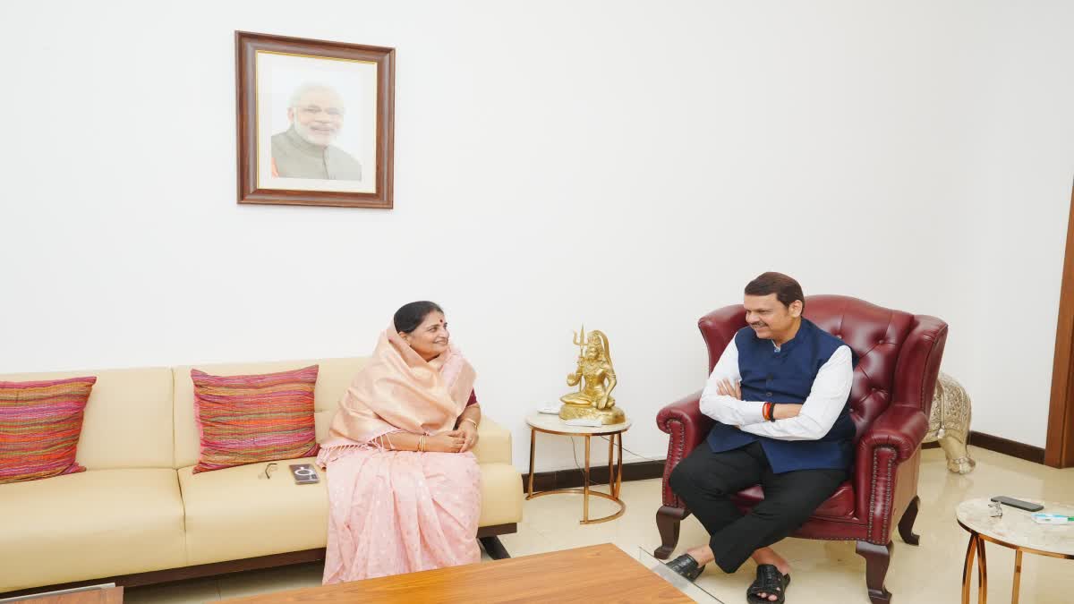 Snehalata Kolhe 	And Devendra Fadnavis