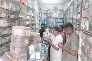 drug-inspector-department-team-medical-store-raid-jamshedpur-city