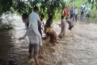 BURHANPUR WORKERS STUK FLOOD