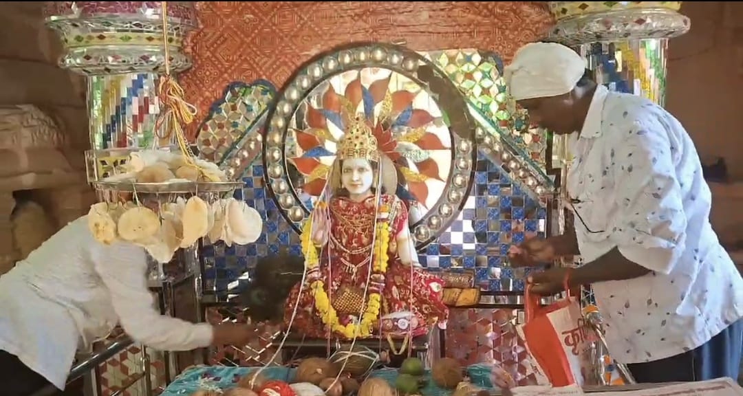 Chakradhar Swami Meets To Muktabai