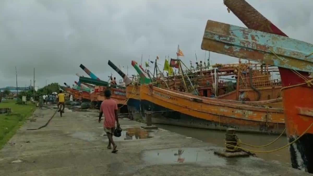 Fishermen Worry about Income