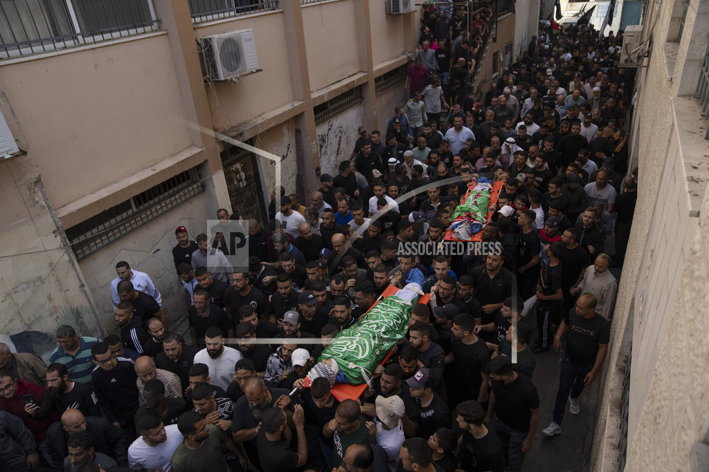 Thousands of Palestinians were killed in the bombing of the Israeli Air Force