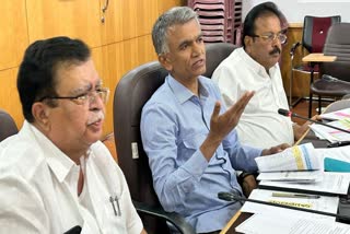 Revenue minister Krishna Byre Gowda talks against central govt