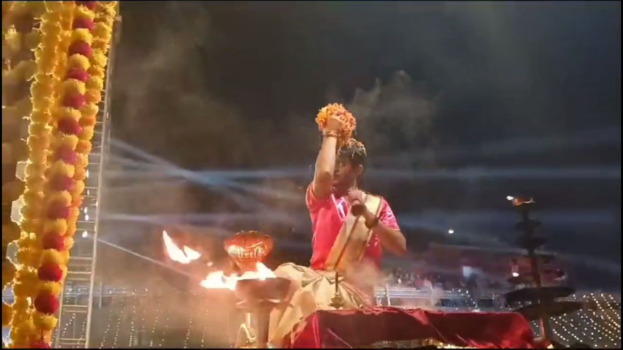 Hasdev Aarti done Like Ganga Aarti