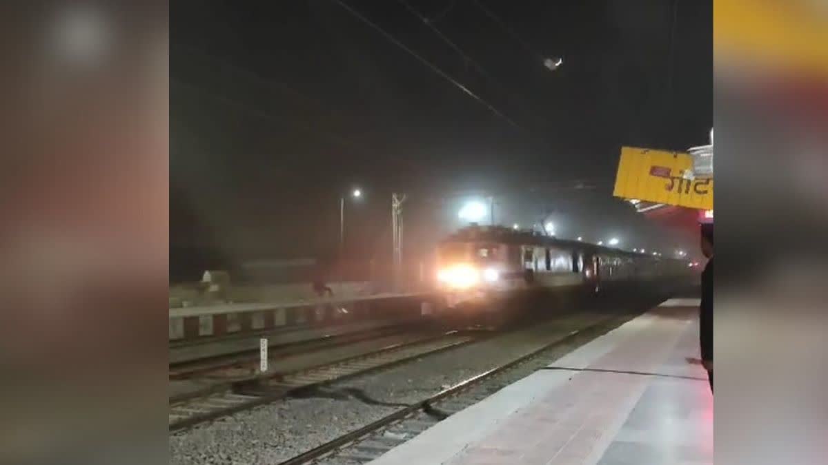 Electric special ran on Raikabagh Makrana line