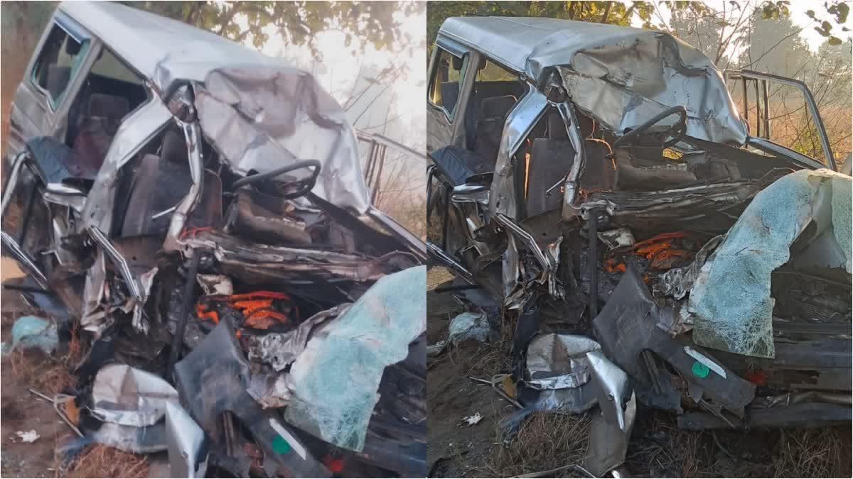 Six killed, one critical as car collides with truck in Nagpur