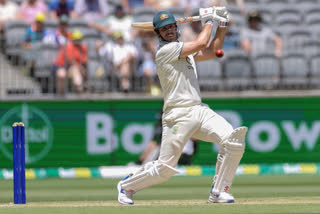 Australia's all-rounder Mitchell Marsh rejected the Test opening role offered by Cricket Australia after ace opener David Warner will be retiring from test cricket after the end of a three-match test series against Pakistan. David Warner has already disclosed that he wants to retire from test cricket at his home venue, Sydney Cricket Ground (SCG). However, he will continue to play the white ball format of the cricket.