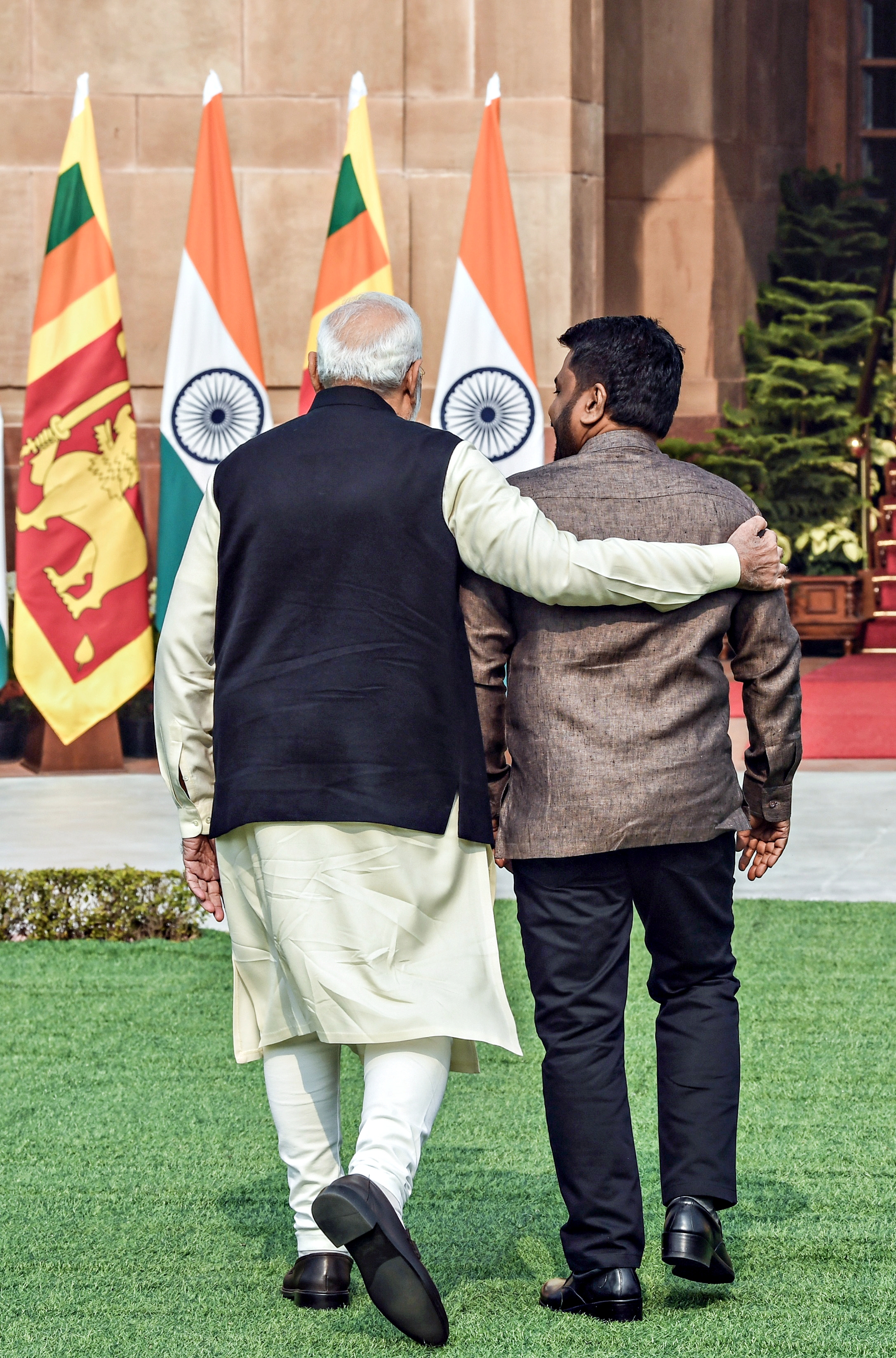 PM Narendra Modi and President Anura Disanayake of Sri Lanka