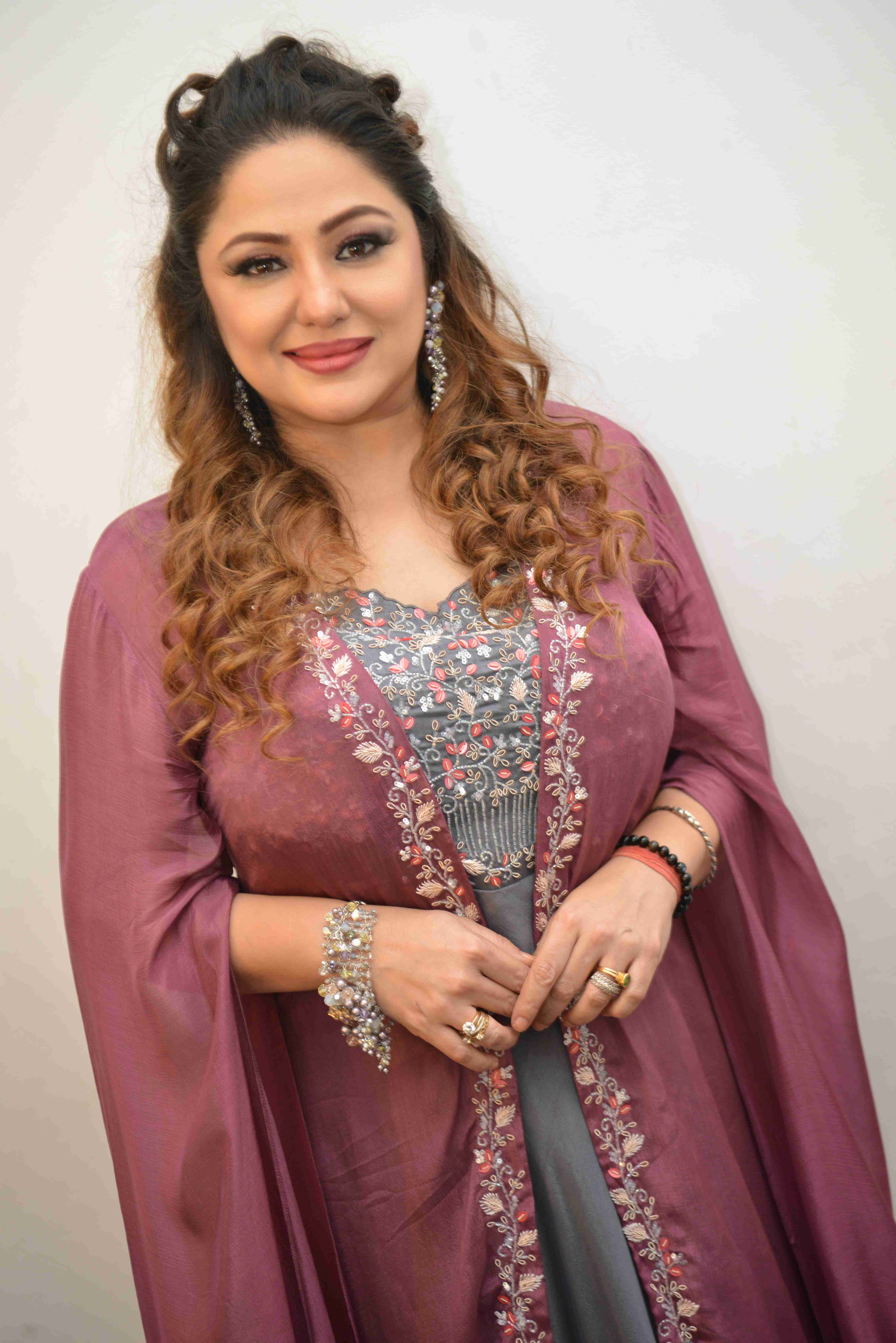 priyanka-upendra-titled-as-abhinaya-apsare