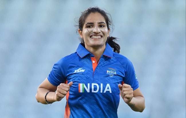 cwg2022-renuka-singh-sensational-bowling