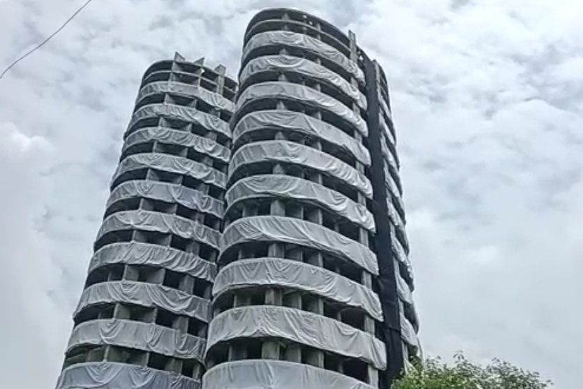 twin towers noida