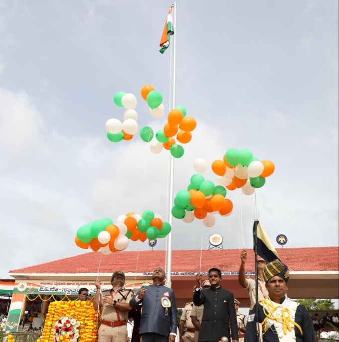 Minister ST Somasekhar hoisted the flag.