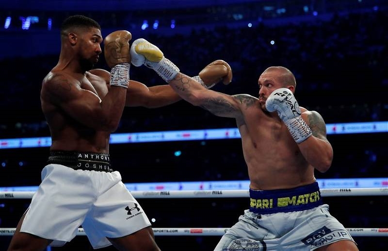 Usyk beats Joshua  Oleksandr Usyk beats Anthony Joshua  Oleksandr Usyk vs Anthony Joshua  world heavyweight championship  ലോക ബോക്‌സിങ് ഹെവിവെയ്റ്റ്  ഒലെക്‌സാണ്ടർ ഉസിക്  ഒലെക്‌സാണ്ടർ ഉസിക് ലോക ബോക്‌സിങ് ഹെവിവെയ്‌റ്റ് ചാമ്പ്യൻ  ലോക ബോക്‌സിങ് ഹെവിവെയ്റ്റ് ചാമ്പ്യനായി ഉസിക്  ലോക ബോക്‌സിങ് ഹെവിവെയ്റ്റ് ചാമ്പ്യൻഷിപ്പ് നിലനിർത്തി ഒലെക്‌സാണ്ടർ ഉസിക്  ഉശിരോടെ ഉസിക്  oleksandr usyk  anthony joshua