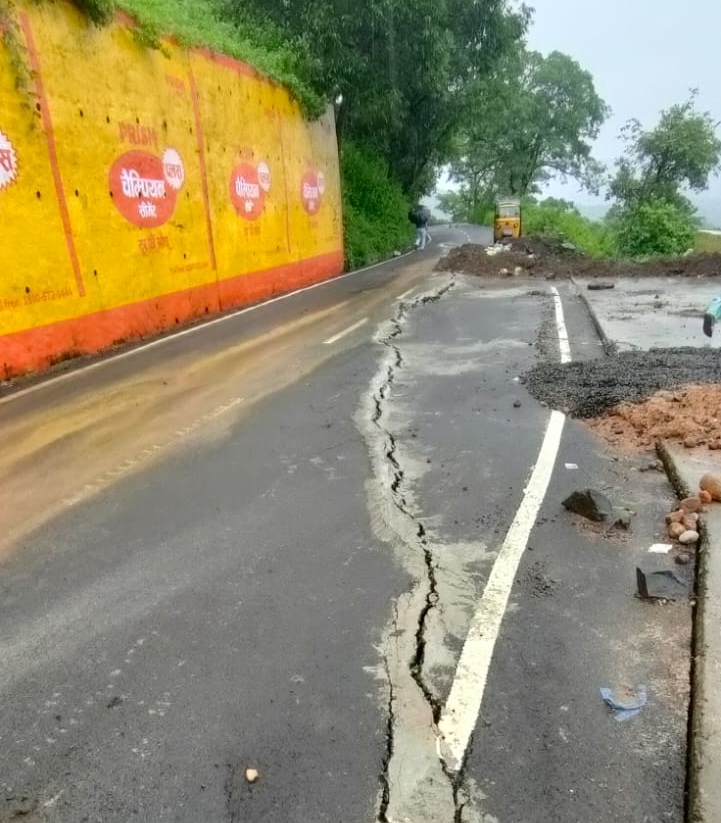 MP Chhattisgarh road link broken