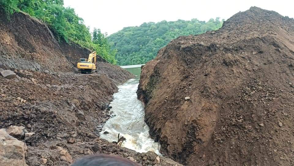 karam dam row dhar cm shivraj suspends mp government officials