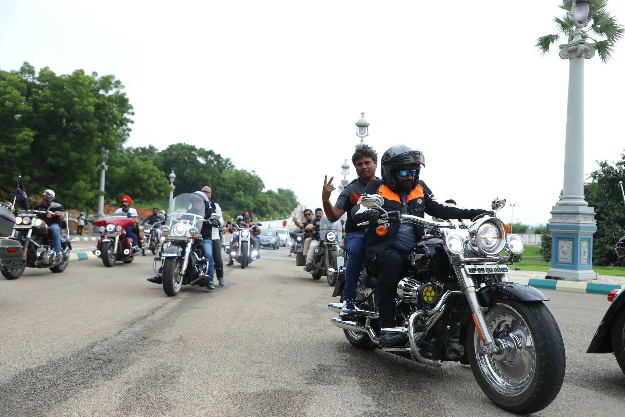 Harley Davidson  Southern HOG Rally at Ramoji Film City Hyderabad  Ramoji Film City  ഹാർലി ഡേവിഡ്‌സൺ  റാമോജി ഫിലിം സിറ്റി  റാമോജി ഫിലിം സിറ്റിയില്‍ ബൈക്ക് റാലി