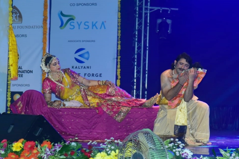 Hema Malini Performance in Pune Festival