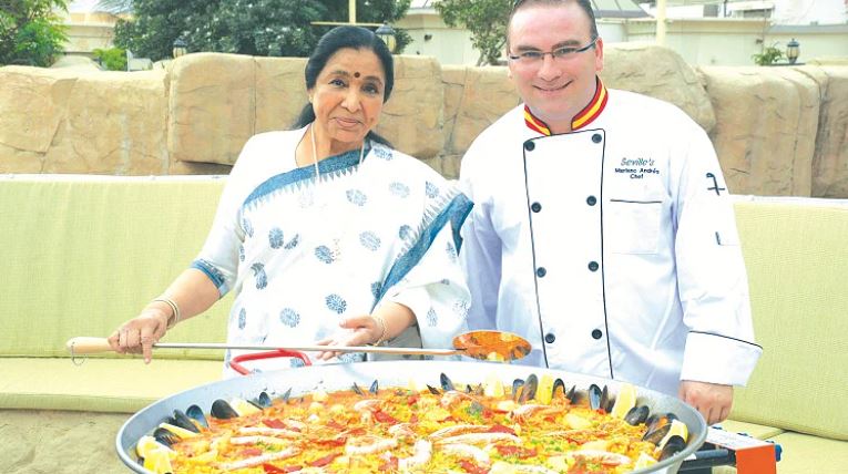 Asha Bhosle as a Good Cook  Cooking Tips