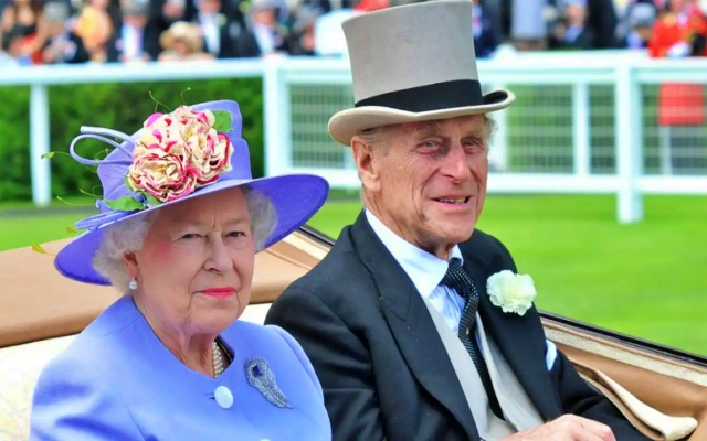 Queen Elizabeth II  Queen Elizabeth II funeral  September 19 Queen Elizabeth II funeral  Queen Elizabeth buried next to her husband  ராணி எலிசபெத்  கணவரின் அருகே ராணி எலிசபெத் உடல் நல்லடக்கம்  கணவரின் அருகே ராணி எலிசபெத்  பிரிட்டன் ராணி இரண்டாம் எலிசபெத்  இரண்டாம் எலிசபெத்தின் இறுதிச் சடங்குகள்  பக்கிங்ஹாம் அரண்மனை  வின்ட்சர் கேஸ்டல்  வெஸ்ட்மின்ஸ்டர் அபே