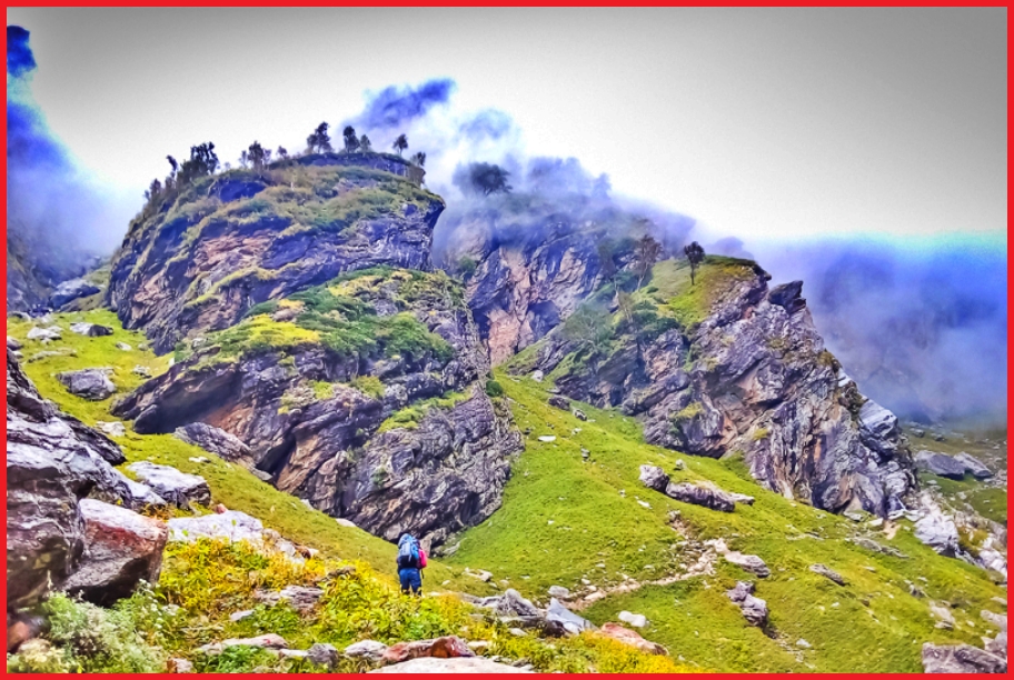 Famous Trekking Routes in Himachal