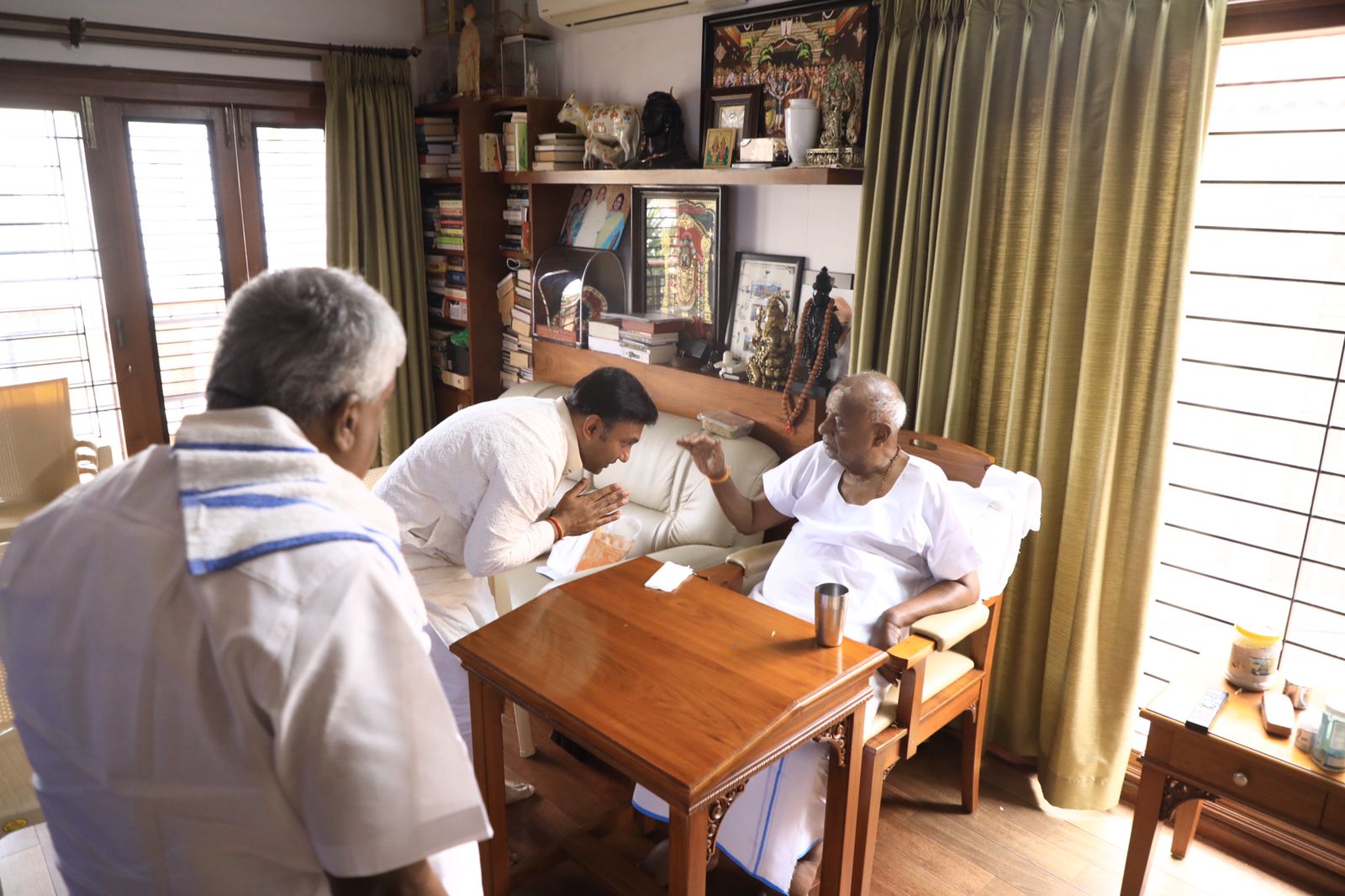 minister-sudhakar-inquired-about-hd-devegowda