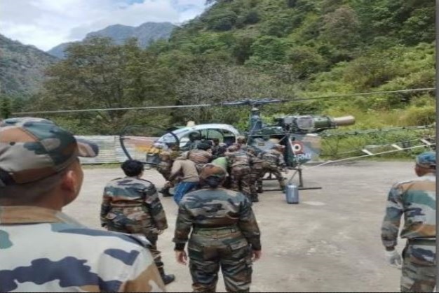 तवांग में सेना का चीता हेलीकॉप्टर दुर्घटनाग्रस्त