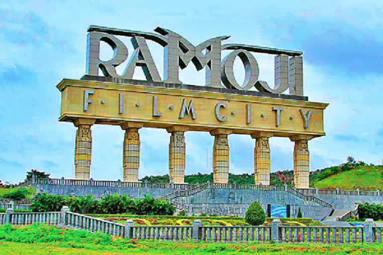 Ramoji Film City Hyderabad Honeymoon destination India. Budget friendly honeymoon places . Honeymoon places of India .