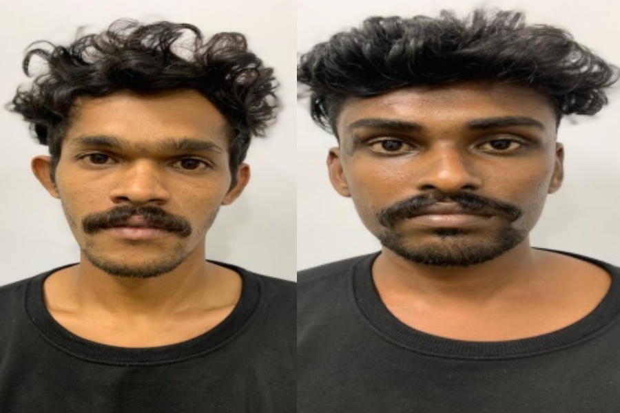 hundred kg of ganja seized  ganja seized case in kottayam  huge racket behind the incident  more than hundred kg of ganja seized case  racket behind the ganja seized case in kottayam  ganja case in kottayam  latest news in kotatyam  latest news today  നൂറുകിലോയിലധികം കഞ്ചാവ് പിടികൂടിയ സംഭവം  പിന്നില്‍ വന്‍ റാക്കറ്റെന്ന് സൂചന  തലയോലപ്പറമ്പിൽ വച്ച് കാറിൽ കഞ്ചാവ് കടത്തി  അന്വേഷണം ഊര്‍ജിതമാക്കി പൊലീസ്  നർക്കോട്ടിക് വിഭാഗവും  വൈക്കം തലയോലപ്പറമ്പ് പൊലീസും  ആന്ധ്രപ്രദേശിൽ നിന്നും കഞ്ചാവ് വാങ്ങി  കോട്ടയം ഏറ്റവും പുതിയ വാര്‍ത്ത  ഇന്നത്തെ പ്രധാന വാര്‍ത്ത