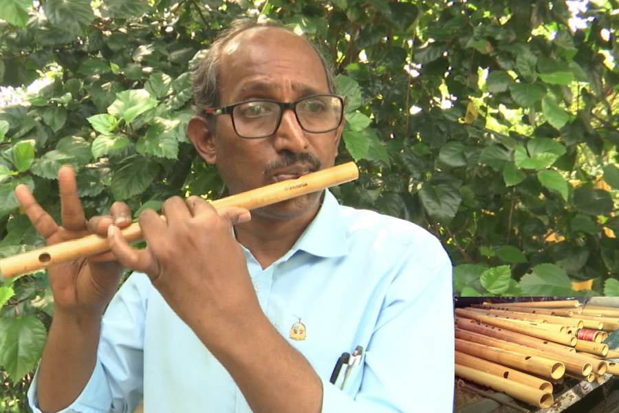 Flute maker Chilaka Mallikarjun