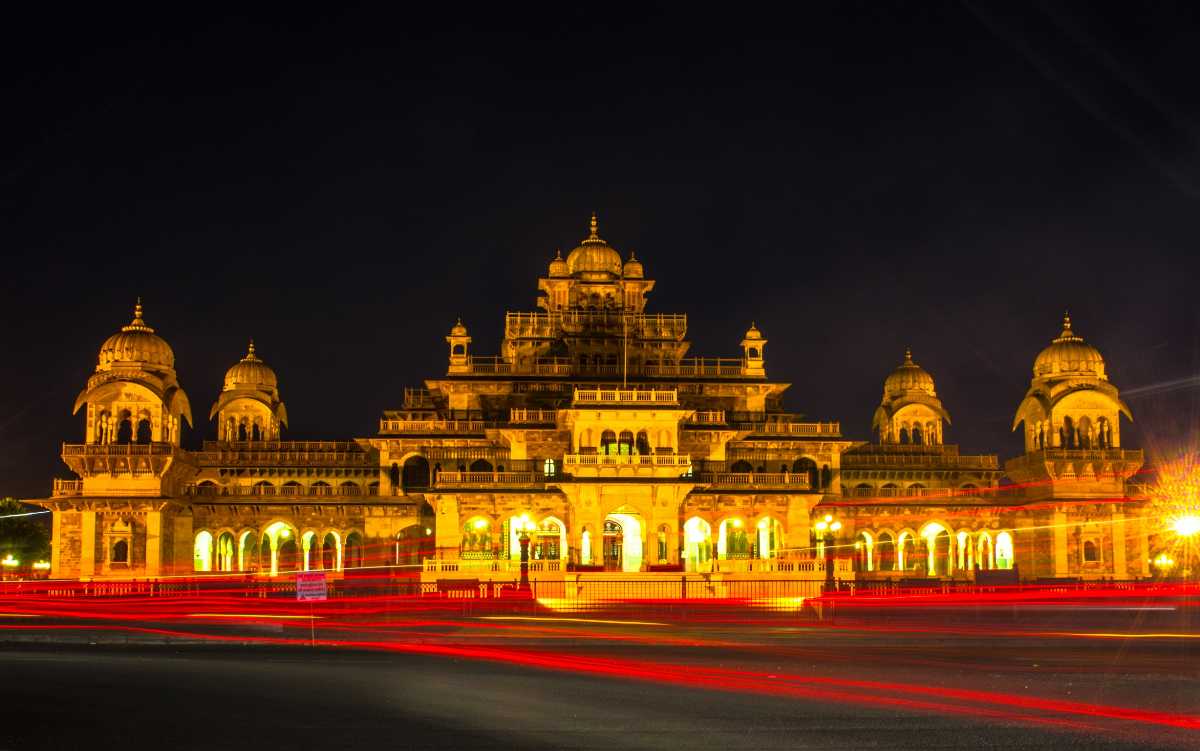 આલ્બર્ટ હોલ મ્યુઝિયમ