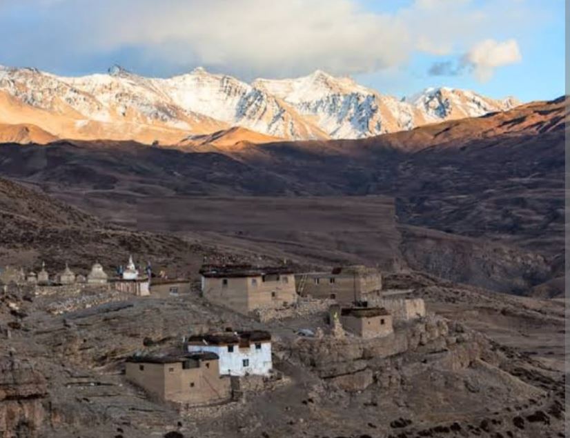 टशीगंग है दुनिया का सबसे ऊंचा पोलिंग बूथ