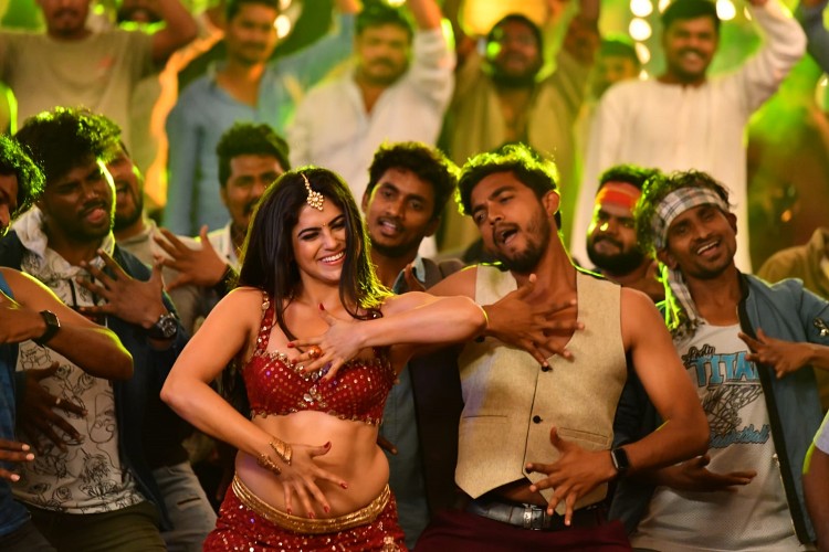 hubballi daba movie item song released