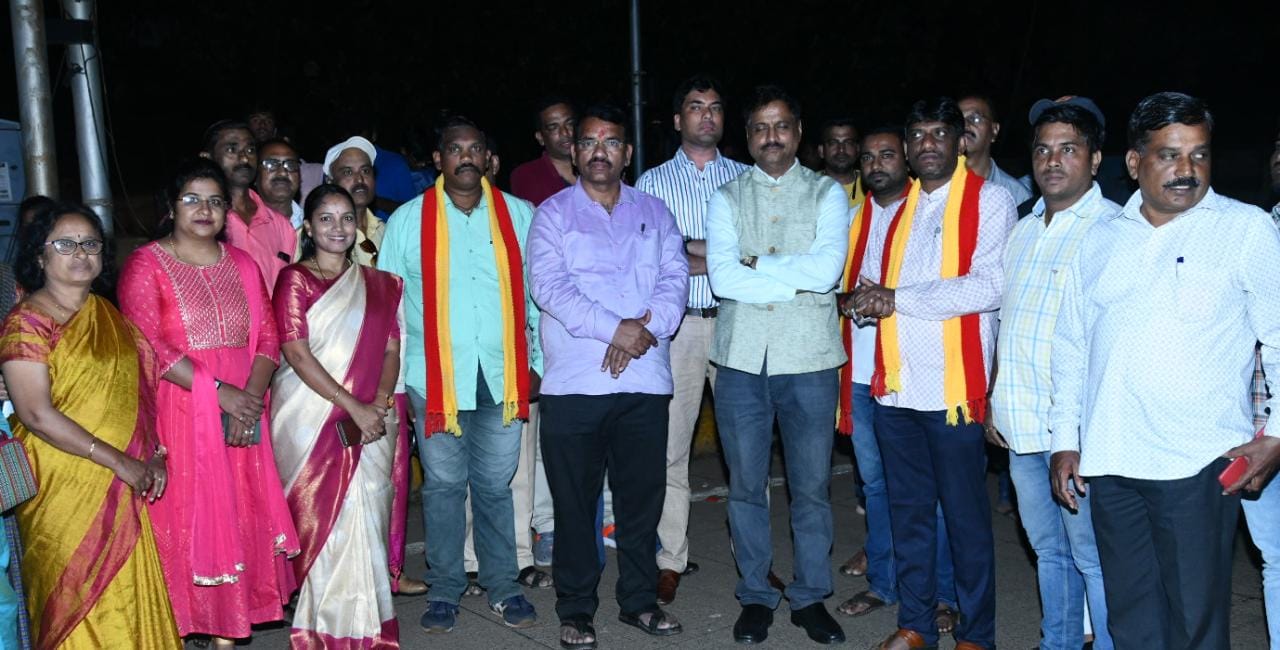 veerajyoti-of-kittoor-utsav-gets-a-grand-welcome-in-belgaum