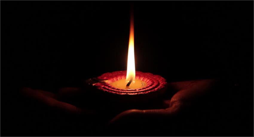 Narak Chaturdashi Chhoti Diwali 14 Lamps and Lights Importance