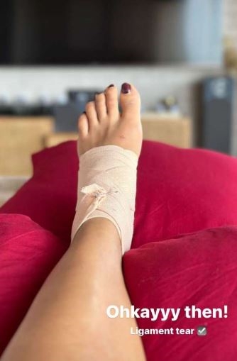 Pooja hegdey leg injured