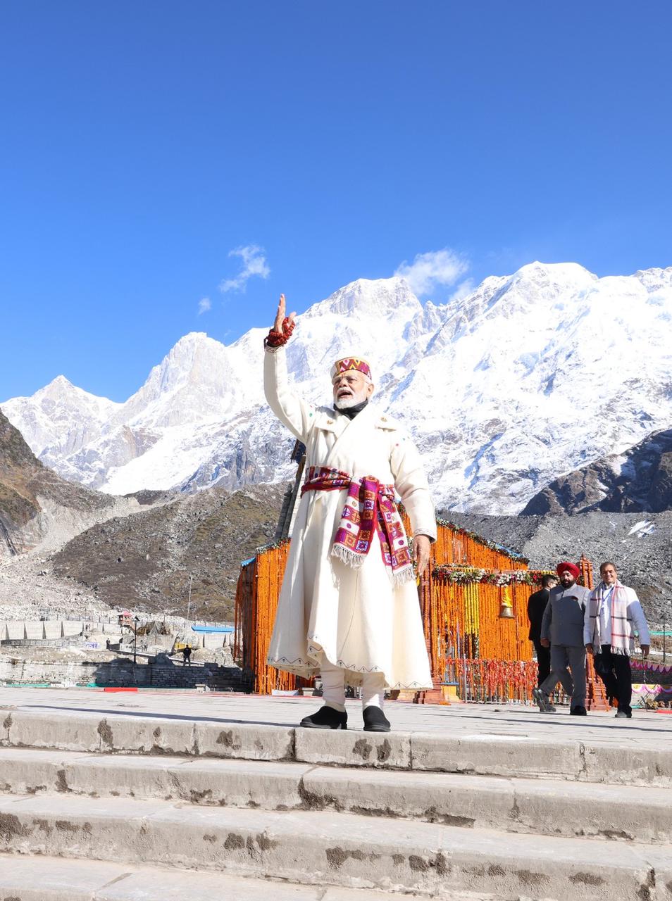 ropeway project in Kedarnath, pahadi topi and dress, PM Modi in pahadi dress, PM Modi Visit Uttarakhand