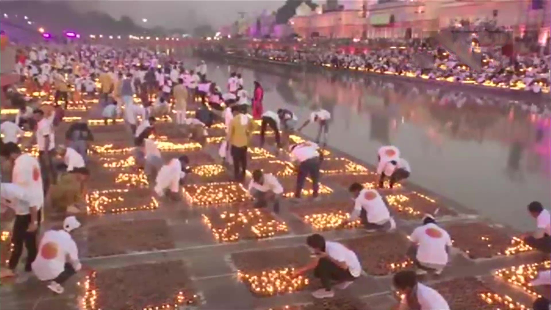 PM Modi offers prayers to Ram Lalla in Ayodhya