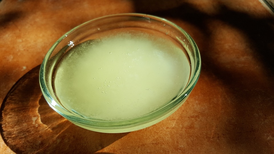 Amazing health benefits of consuming coconut oil regularly