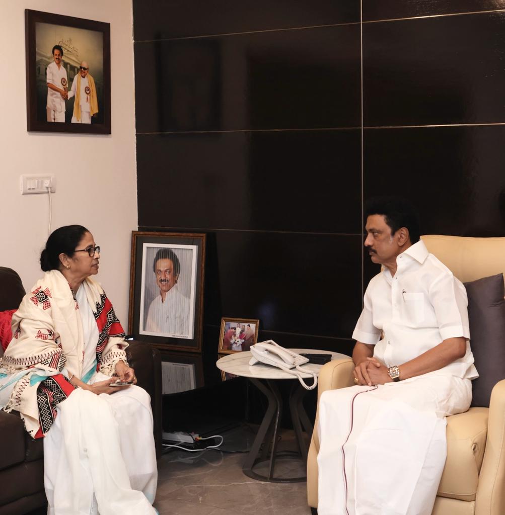 mamata-banerjee-says-development-is-bigger-than-politics-after-her-meeting-with-mk-stalin