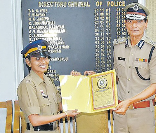 kerala Police woman turn baby sitter