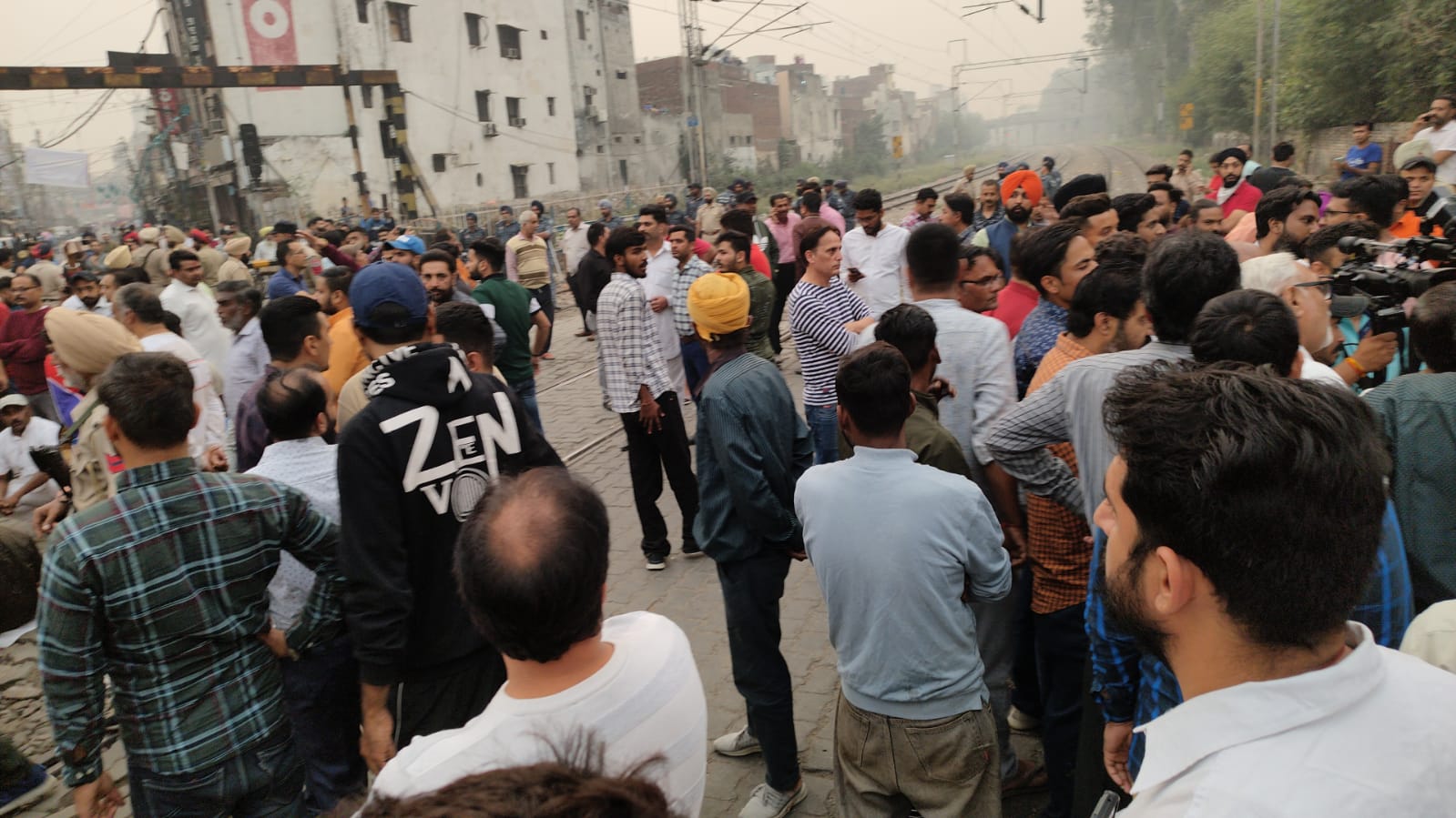 Rail track jammed by supporters of deceased Sudhir Suri