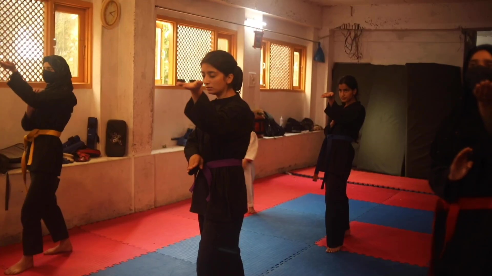 kashmiri woman martial arts