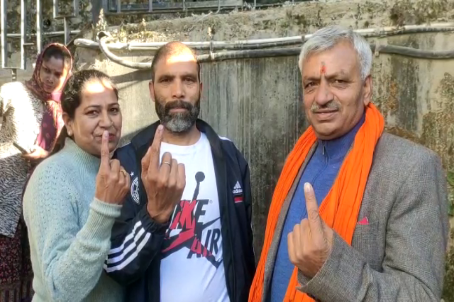 BJP Candidate Sanjay Sood cast his vote