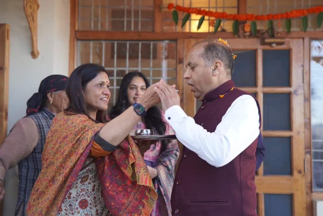 CM Jairam Thakur cast his vote