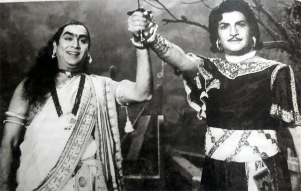 anr rejected krishna role in ntr danaveerashoorkarna movie