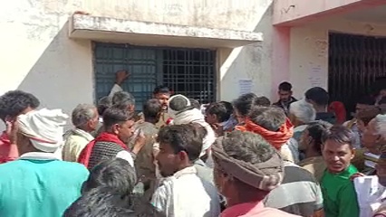 MP Shivpuri Fertilizer crisis