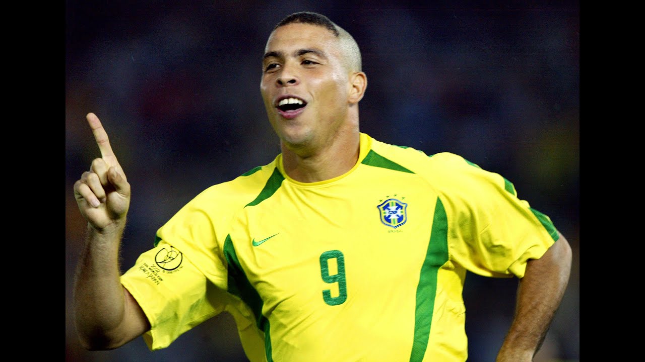 TOP 5 PLAYERS WITH MOST GOALS IN FIFA WORLD CUP MATCHES